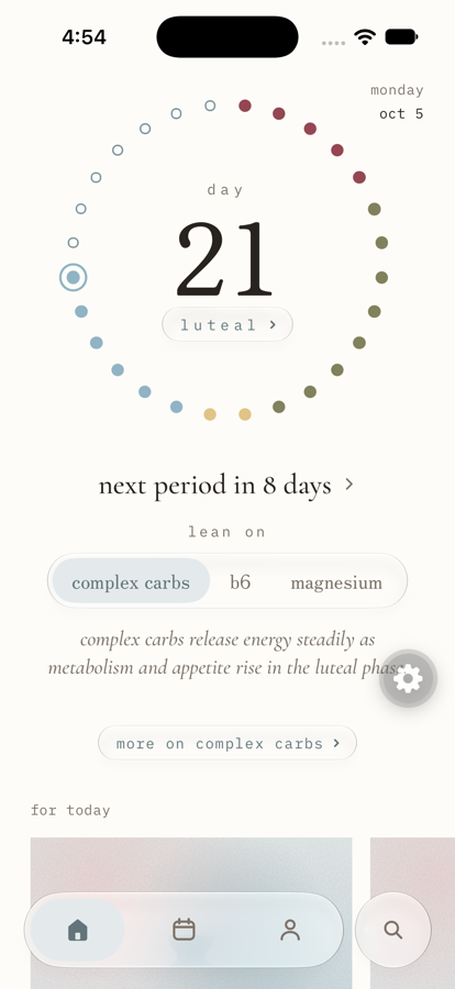 Plum’s home screen showing the cycle ring, current phase, and daily nutrient suggestions.